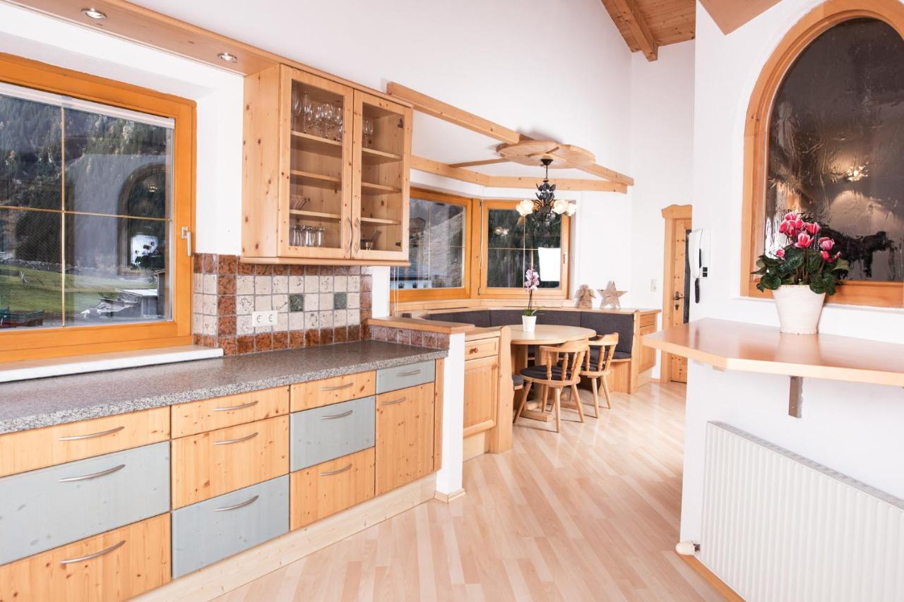 Apart&Chalet Chiara Нойштіфт-ім-Штубайталь Екстер'єр фото